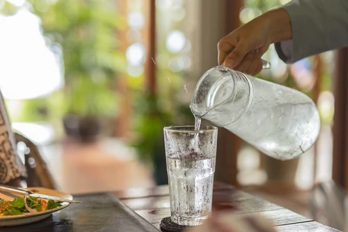 تاثیر آب یخ روی کبد چرب و مضرات آن